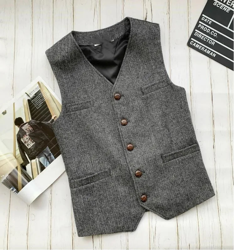 James Men's Tailored Vest